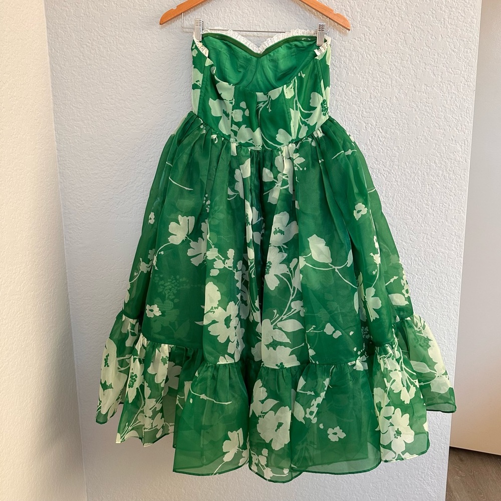 Selkie Green Floral Strapless Tea Dress - Picture 5 of 10